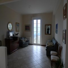 Semindipendente a La Spezia,La Spezia