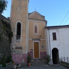 Semindipendente a Follo,La Spezia
